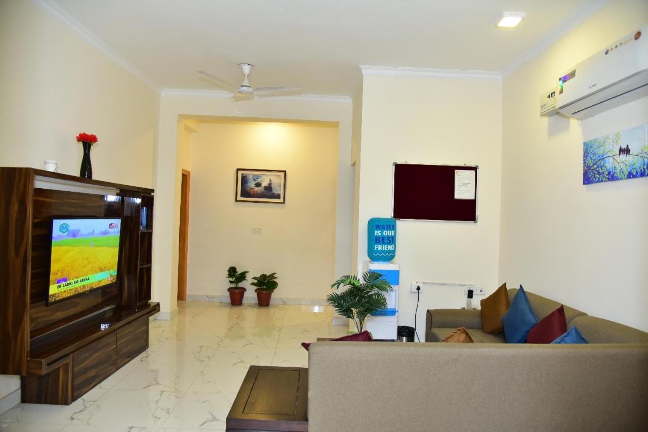 Arkaya Inn Gurgaon Exteriör bild